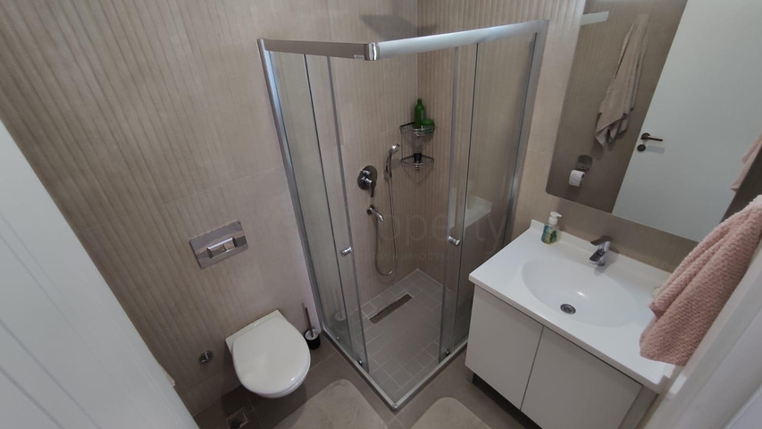 شقق للبيع الانيا - موقع مركزي -4 غرف وصالة -ضمن مجمع فاخر في اوبا /الانيا 