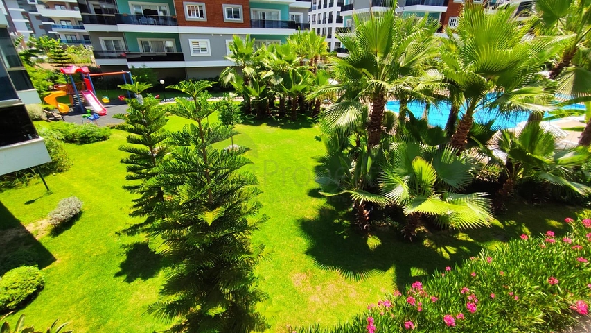 شقق للبيع الانيا - موقع مركزي -4 غرف وصالة -ضمن مجمع فاخر في اوبا /الانيا 