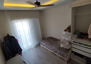 شقق للبيع الانيا - موقع مركزي -4 غرف وصالة -ضمن مجمع فاخر في اوبا /الانيا 