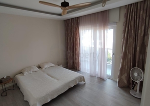 شقق للبيع الانيا - موقع مركزي -4 غرف وصالة -ضمن مجمع فاخر في اوبا /الانيا 