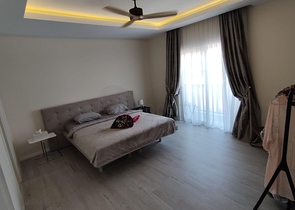 شقق للبيع الانيا - موقع مركزي -4 غرف وصالة -ضمن مجمع فاخر في اوبا /الانيا 