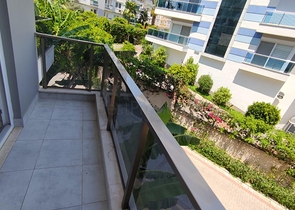 شقق للبيع الانيا - موقع مركزي -4 غرف وصالة -ضمن مجمع فاخر في اوبا /الانيا 