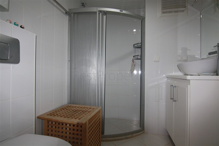 عقارات في الانيا جكجلي - شقة 2 غرفة وصالة -مفروشة . 