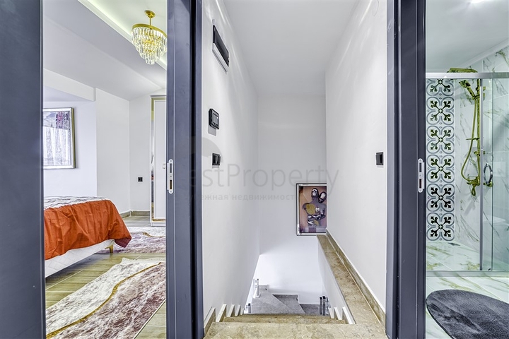 شقق بالتقسيط في  محمودلار - مجمع قيد الانشاء -مناسب للاستثمار .