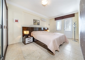 عقارات في جكجلي - 2 غرفة وصالة -ضمن مجمع فاخر . 