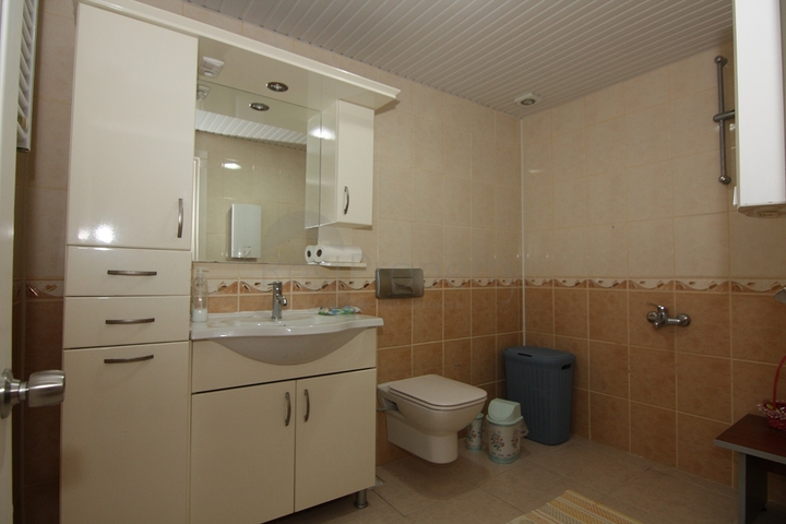 شقق للبيع في جكجلي - 2 غرفة وصالة -مفروشة -ضمن مجمع عائلي -جكجلي / الانيا 