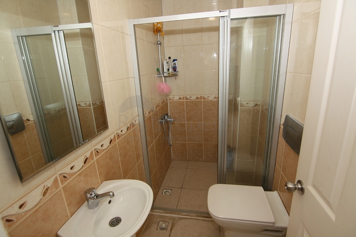 شقق للبيع في جكجلي - 2 غرفة وصالة -مفروشة -ضمن مجمع عائلي -جكجلي / الانيا 