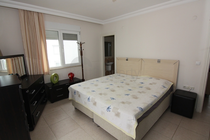 شقق للبيع في جكجلي - 2 غرفة وصالة -مفروشة -ضمن مجمع عائلي -جكجلي / الانيا 