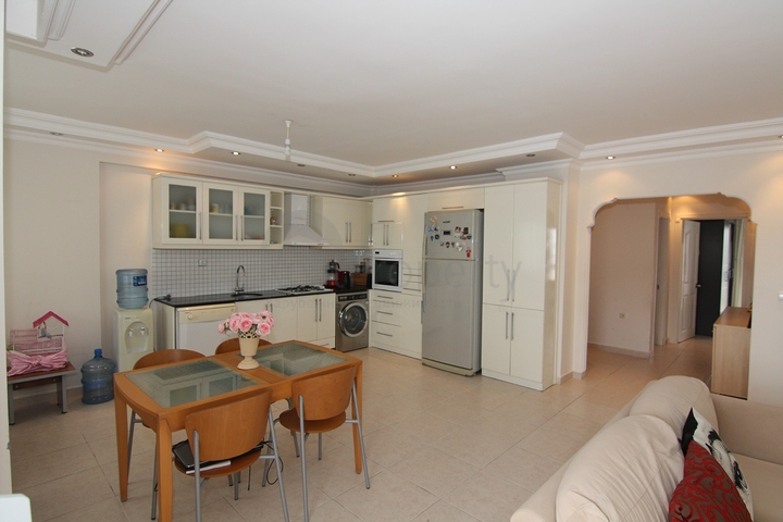 شقق للبيع في جكجلي - 2 غرفة وصالة -مفروشة -ضمن مجمع عائلي -جكجلي / الانيا 