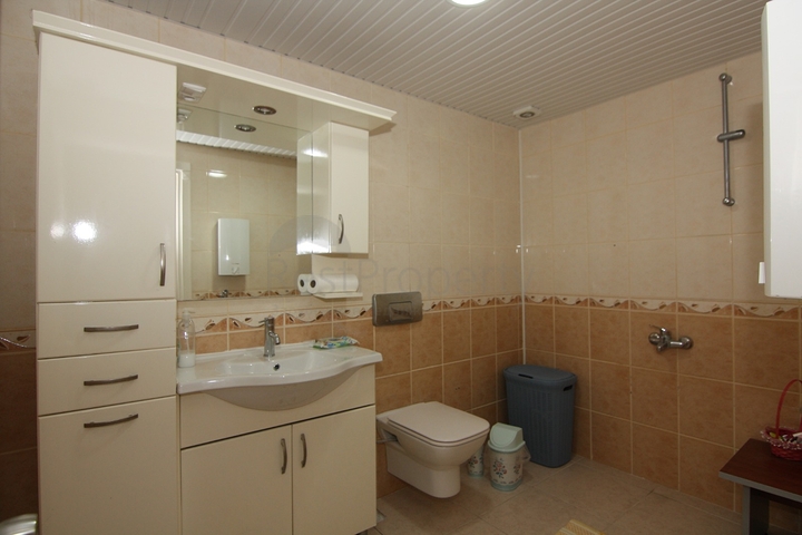 شقق للبيع في جكجلي - 2 غرفة وصالة -مفروشة -ضمن مجمع عائلي -جكجلي / الانيا 