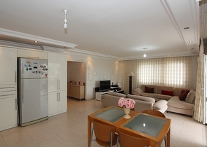 شقق للبيع في جكجلي - 2 غرفة وصالة -مفروشة -ضمن مجمع عائلي -جكجلي / الانيا 