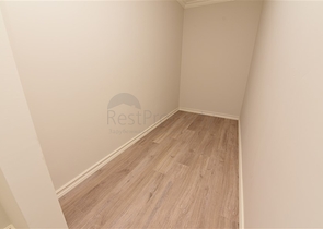 شقق على البحر في الانيا - مجمع بخدمات 5 نجوم - شقة 2 غرفة وصالة -مركز الانيا 