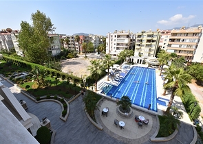 شقق على البحر في الانيا - مجمع بخدمات 5 نجوم - شقة 2 غرفة وصالة -مركز الانيا 