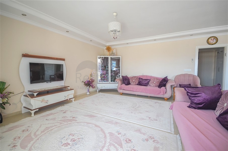 شقق اطلالة بحر في الانيا - تصميم 2 غرفة وصالة -في محمودلار 