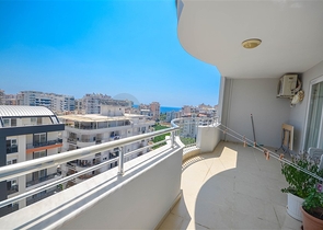 شقق اطلالة بحر في الانيا - تصميم 2 غرفة وصالة -في محمودلار 