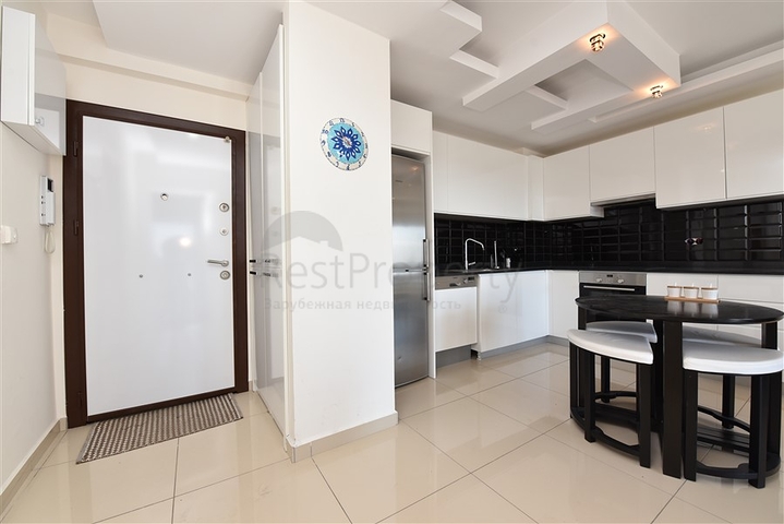 شقق اطلالة بحر في جكجلي - تصميم غرفة وصالة -مجمع 5 نجوم -الانيا 