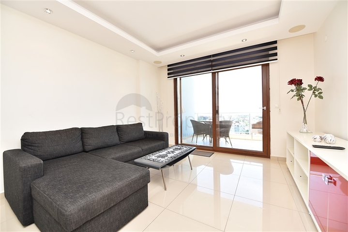 شقق اطلالة بحر في جكجلي - تصميم غرفة وصالة -مجمع 5 نجوم -الانيا 