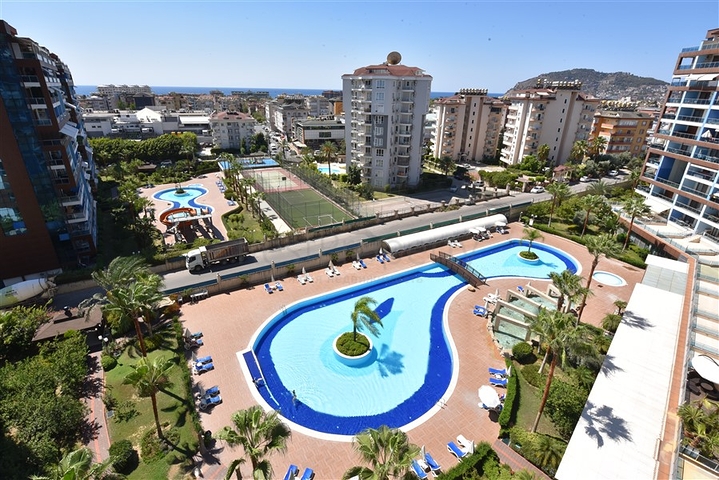 شقق اطلالة بحر في جكجلي - تصميم غرفة وصالة -مجمع 5 نجوم -الانيا 