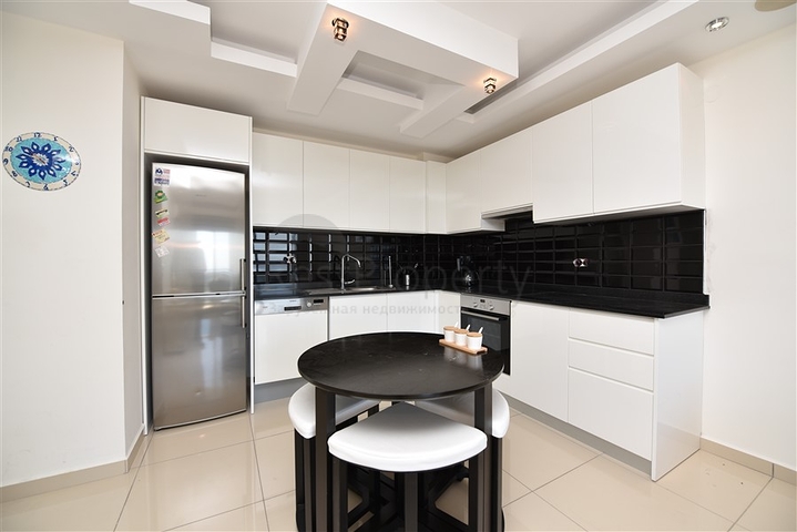 شقق اطلالة بحر في جكجلي - تصميم غرفة وصالة -مجمع 5 نجوم -الانيا 