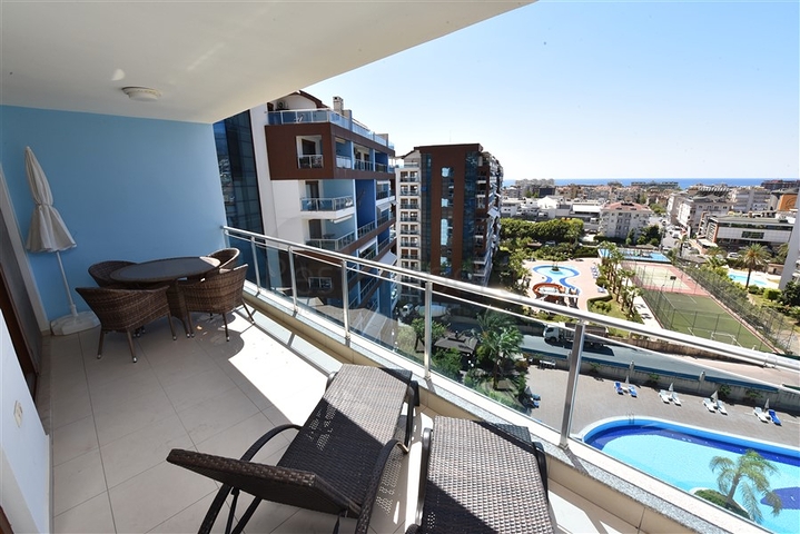 شقق اطلالة بحر في جكجلي - تصميم غرفة وصالة -مجمع 5 نجوم -الانيا 