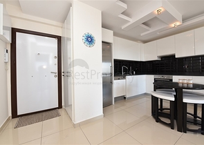 شقق اطلالة بحر في جكجلي - تصميم غرفة وصالة -مجمع 5 نجوم -الانيا 