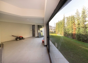 فلل للبيع في بودروم - فاخرة باطلالة بحر - 6 غرف وصالة .