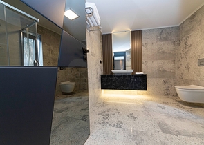 فلل للبيع في بودروم - فاخرة باطلالة بحر - 6 غرف وصالة .