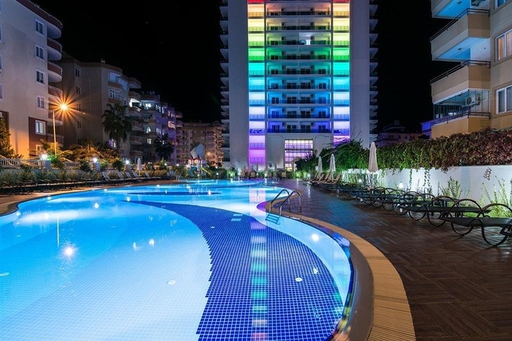 شقق فاخرة في الانيا - مجمع بخدمات 5 نجوم -قريب من البحر -في محمودلار / الانيا 