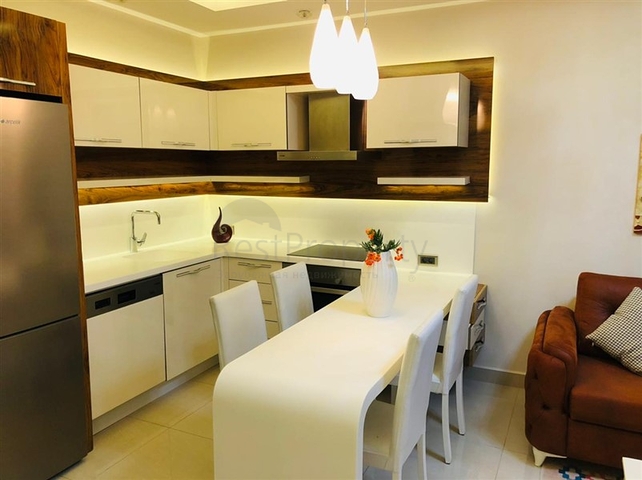 شقق فاخرة في الانيا - مجمع بخدمات 5 نجوم -قريب من البحر -في محمودلار / الانيا 