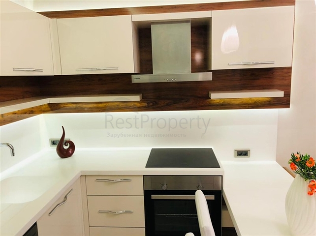 شقق فاخرة في الانيا - مجمع بخدمات 5 نجوم -قريب من البحر -في محمودلار / الانيا 