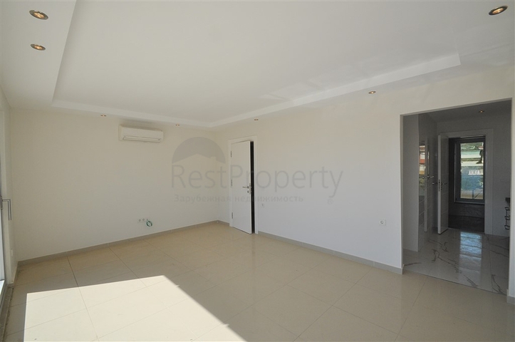 شقة واسعة للبيع في الانيا - تصميم 3 غرف وصالة -دوبلكس -في كارجيجاك / الانيا 