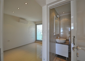 شقة واسعة للبيع في الانيا - تصميم 3 غرف وصالة -دوبلكس -في كارجيجاك / الانيا 