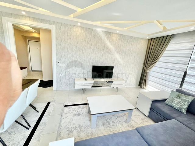 اطلالة بحرفي الانيا -شقة انيقة -تصميم 1+1 - في محمودلار / الانيا  