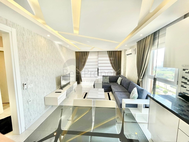 اطلالة بحرفي الانيا -شقة انيقة -تصميم 1+1 - في محمودلار / الانيا  