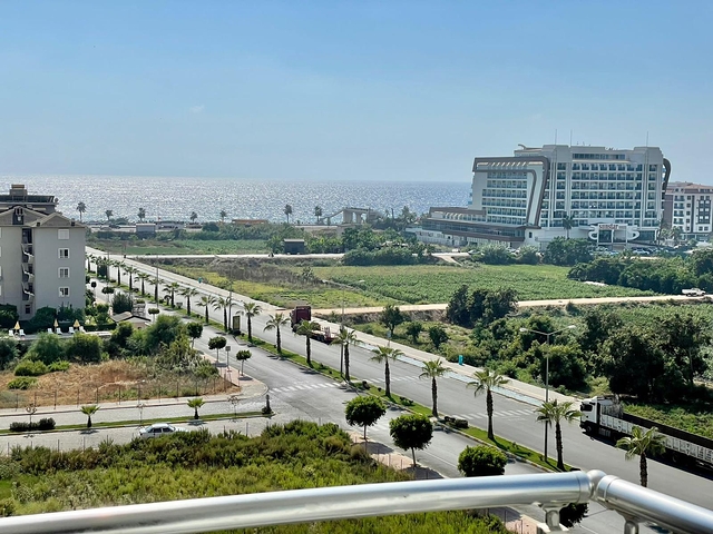 اطلالة بحرفي الانيا -شقة انيقة -تصميم 1+1 - في محمودلار / الانيا  