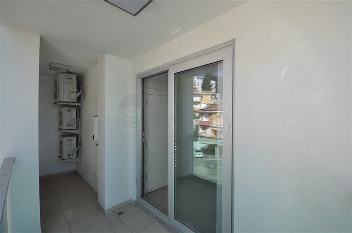 شقة في منطقة هادئة - غرفتين وصالة -ضمن مجمع انيق -كارجيجاك / الانيا