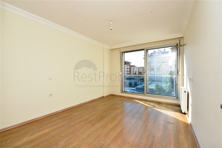 شقة مطبخ منفصل في الانيا - غرفتين وصالة -ضمن مجمع فاخر -كاستل / الانيا 