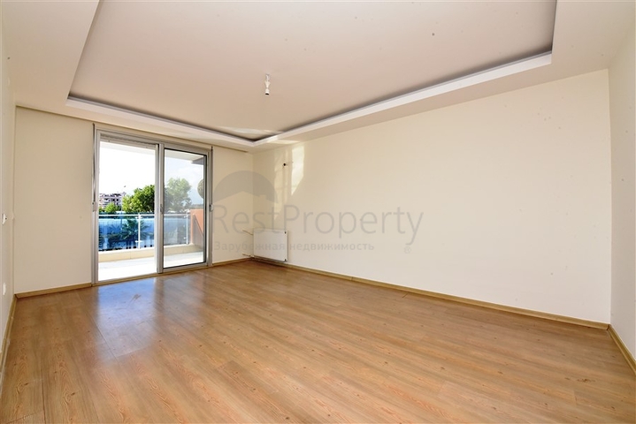 شقة مطبخ منفصل في الانيا - غرفتين وصالة -ضمن مجمع فاخر -كاستل / الانيا 