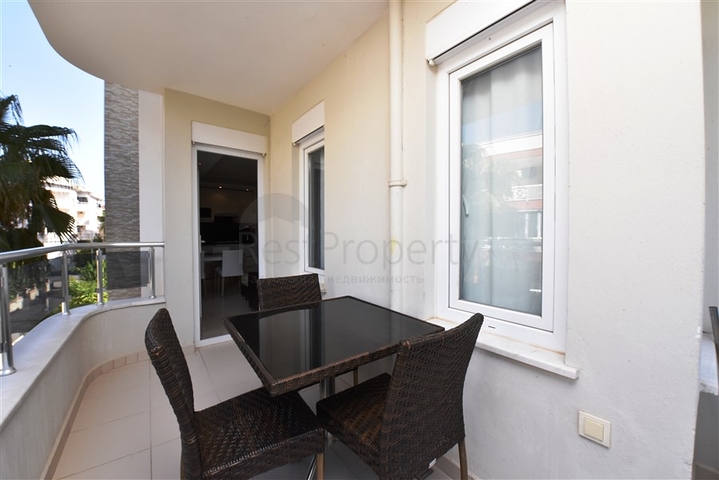 شقة بغرفة نوم واحدة في منطقة أوبا للإيجار 