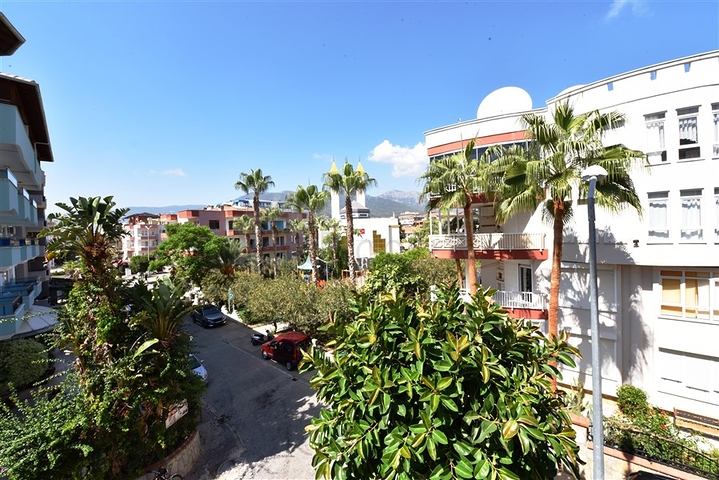 شقة بغرفة نوم واحدة في منطقة أوبا للإيجار 