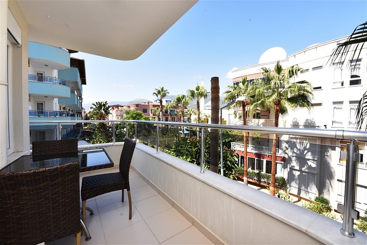 شقة بغرفة نوم واحدة في منطقة أوبا للإيجار 