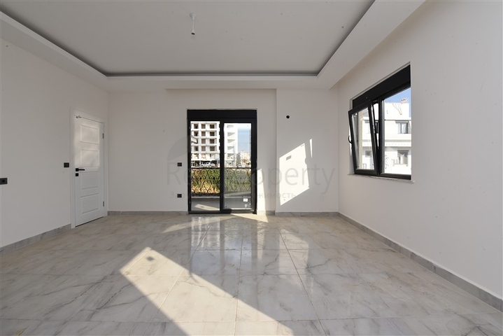 دوبلكس للبيع في الانيا - غرفتين وصالة -ضمن مجمع حديث - محمودلار / الانيا 