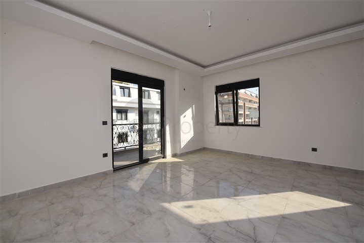 دوبلكس للبيع في الانيا - غرفتين وصالة -ضمن مجمع حديث - محمودلار / الانيا 