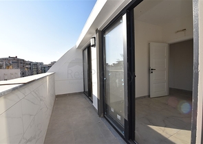 دوبلكس للبيع في الانيا - غرفتين وصالة -ضمن مجمع حديث - محمودلار / الانيا 