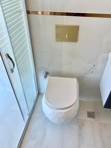 فيلا اطلالة بحر في الانيا -4 غرف وصالة - مسبح خاص -في كارجيجاك / الانيا