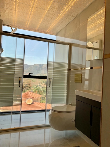 فيلا اطلالة بحر في الانيا -4 غرف وصالة - مسبح خاص -في كارجيجاك / الانيا