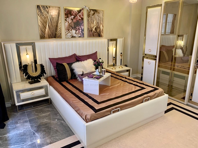 فيلا اطلالة بحر في الانيا -4 غرف وصالة - مسبح خاص -في كارجيجاك / الانيا