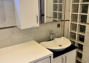 فيلا اطلالة بحر في الانيا -4 غرف وصالة - مسبح خاص -في كارجيجاك / الانيا