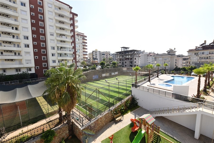 شقق للبيع في اوبا - تصميم غرفة وصالة -ضمن مجمع جديد -اوبا / الانيا 