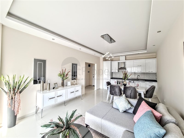 شقق فاخرة في الانيا - تصميم غرفة وصالة -ضمن مجمع انيق -في كارجيجاك / الانيا 